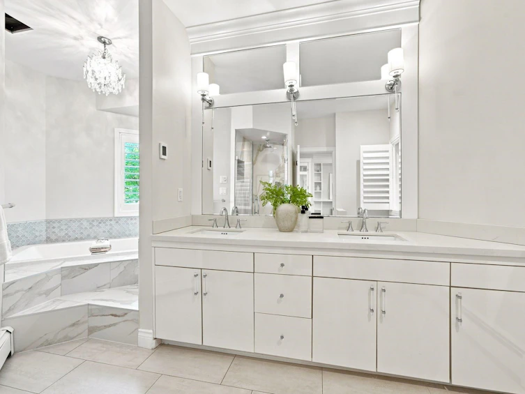 4245 Nautilus Close, Vancouver, BC, V6R 4L1 - 22