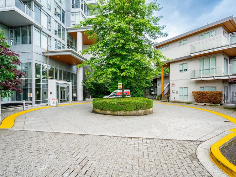 1409-520 Como Lake Avenue, Coquitlam, BC, V3J 0E8 - 3