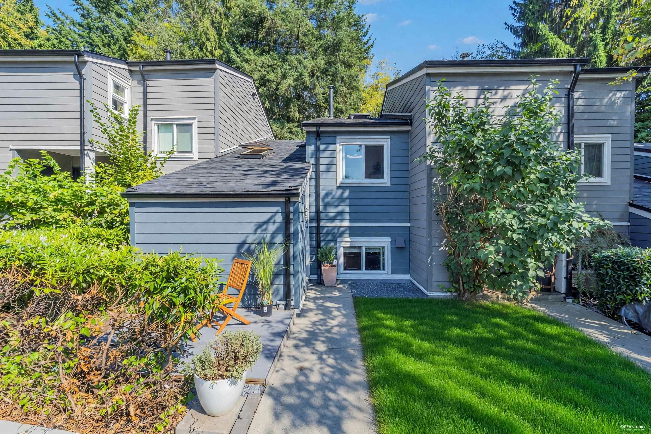2624 Tretheway Drive, Burnaby, BC, V5B 4R8