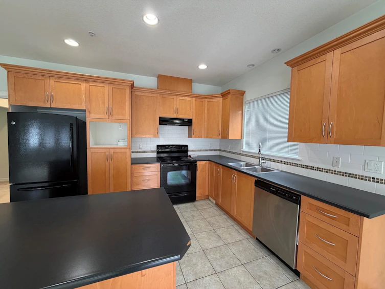 19590 Shingle Bolt Crescent, Pitt Meadows, BC, V3Y 2W7 - 9