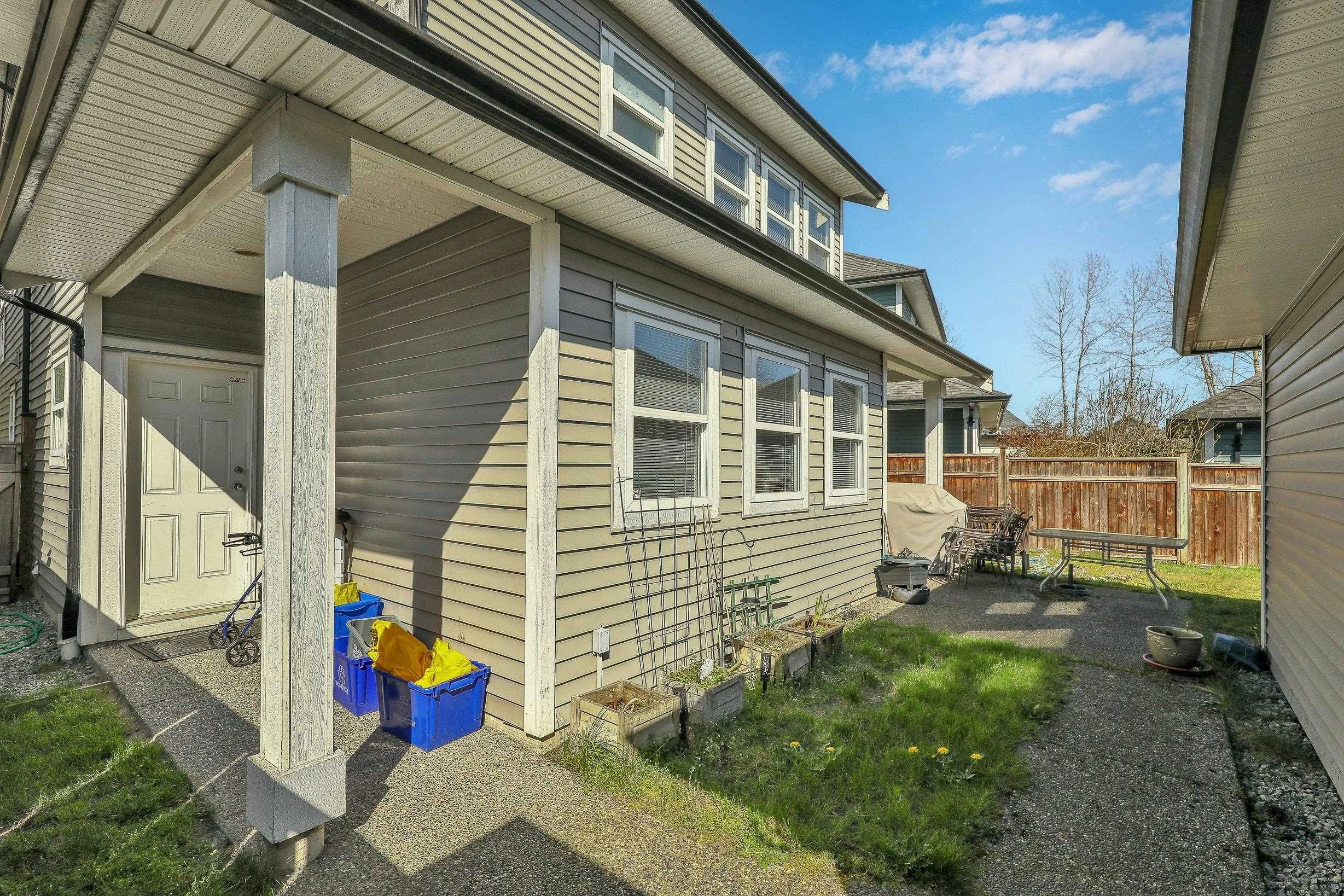 19590 Shingle Bolt Crescent, Pitt Meadows, BC, V3Y 2W7 - 11