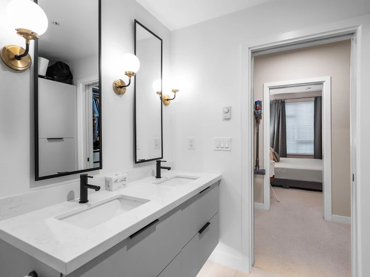301-3018 St George Street, Port Moody, BC, V3H 2H7 - 20