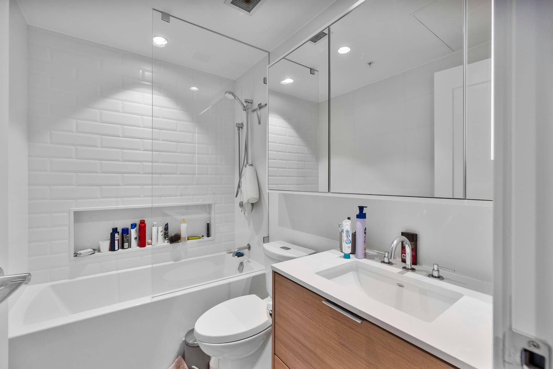 1806-1045 Austin Avenue, Coquitlam, BC, V3K 0G9 - 22