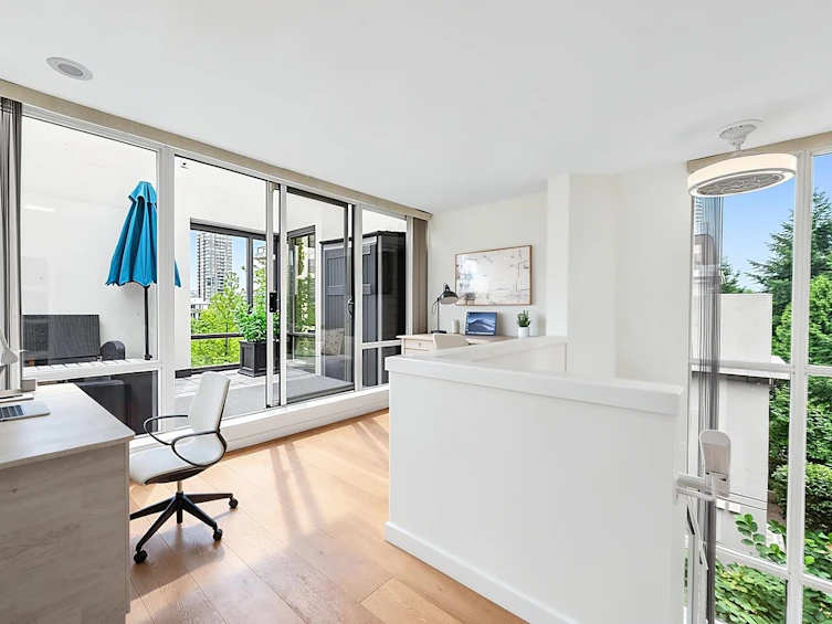 TH5-2088 Madison Avenue, Burnaby, BC, V5C 6T5 - 23