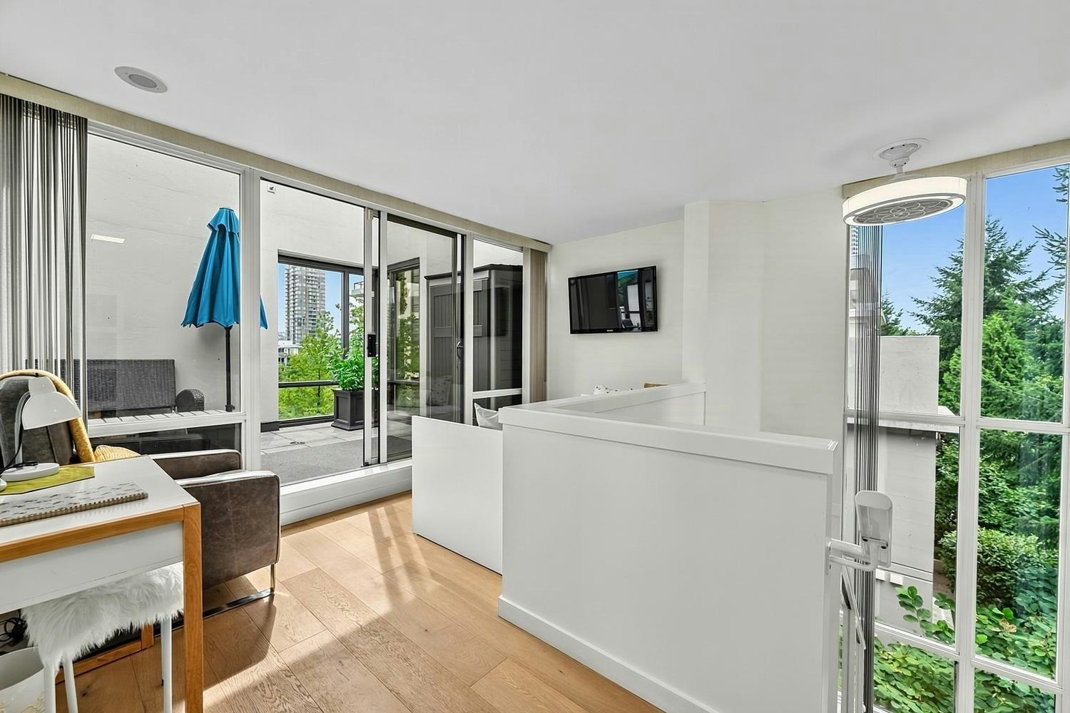 TH5-2088 Madison Avenue, Burnaby, BC, V5C 6T5 - 24