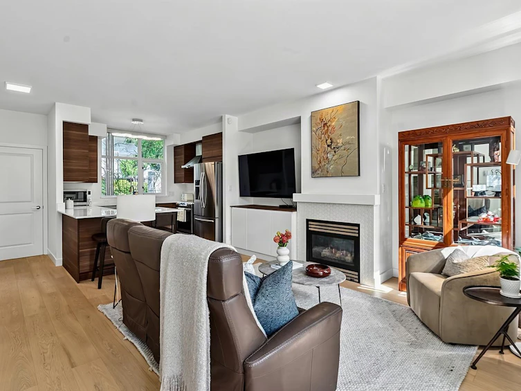 TH5-2088 Madison Avenue, Burnaby, BC, V5C 6T5 - 3
