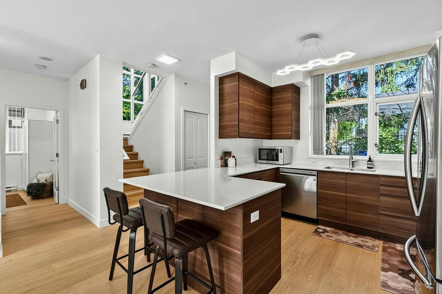 TH5-2088 Madison Avenue, Burnaby, BC, V5C 6T5 - 11