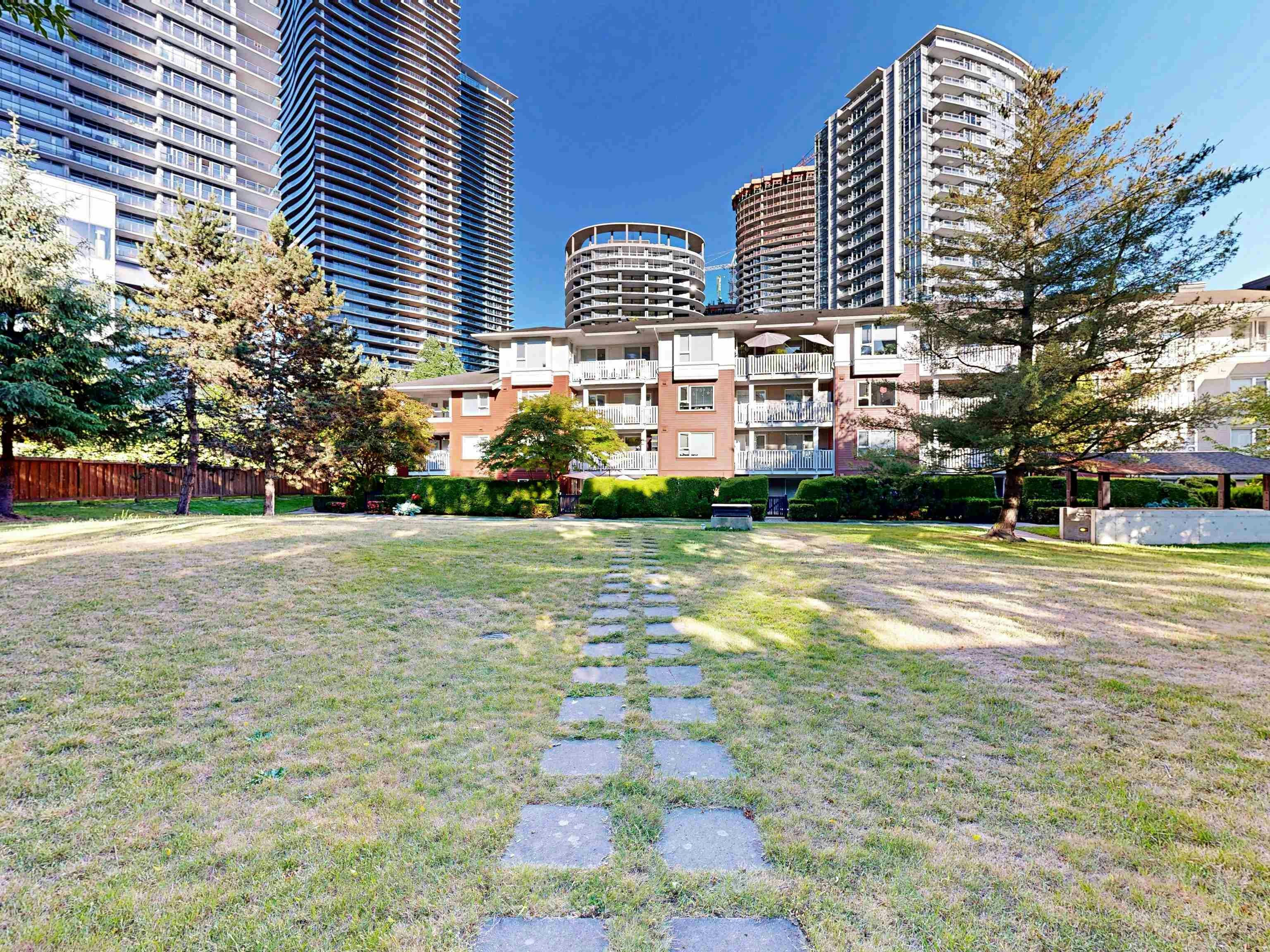 207-4783 Dawson Street, Burnaby, BC, V5C 0A8 - 22