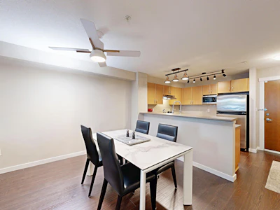 207-4783 Dawson Street - 4