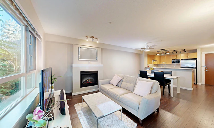 207-4783 Dawson Street
