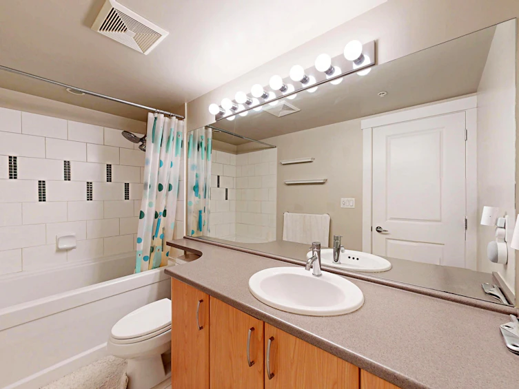 207-4783 Dawson Street, Burnaby, BC, V5C 0A8 - 12