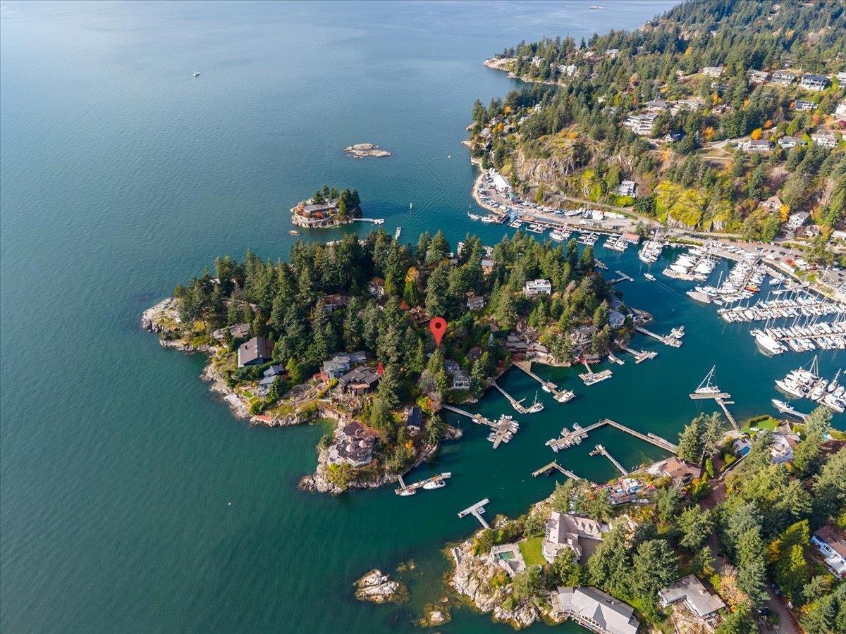 5811 Eagle Island, West Vancouver, BC, V7W 1V6 - 6