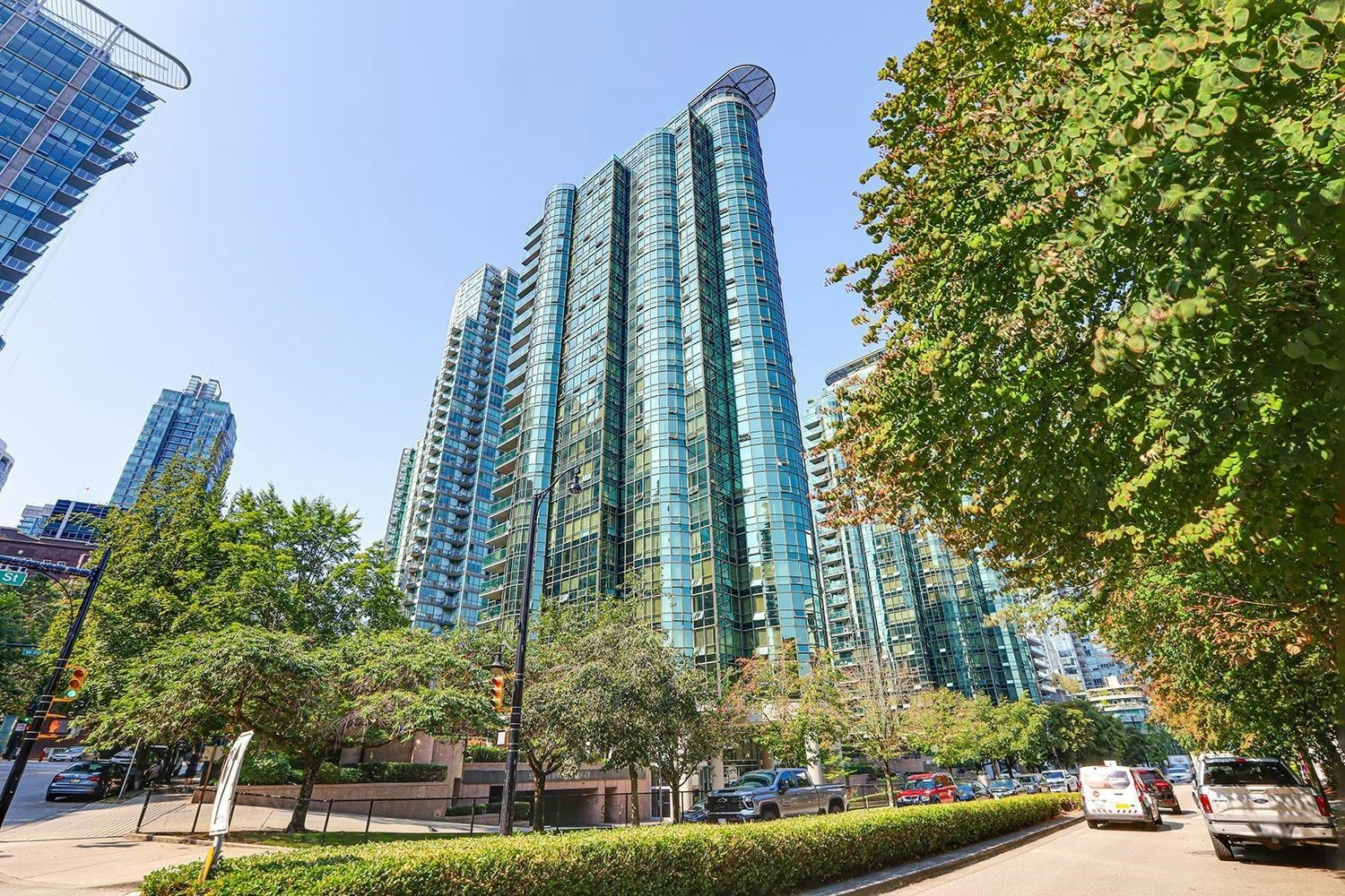 807-555 Jervis Street, Vancouver, BC, V6E 4N1