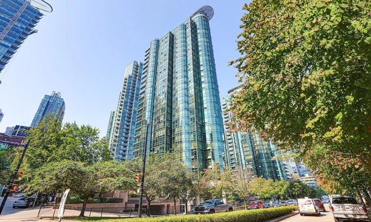 807-555 Jervis Street