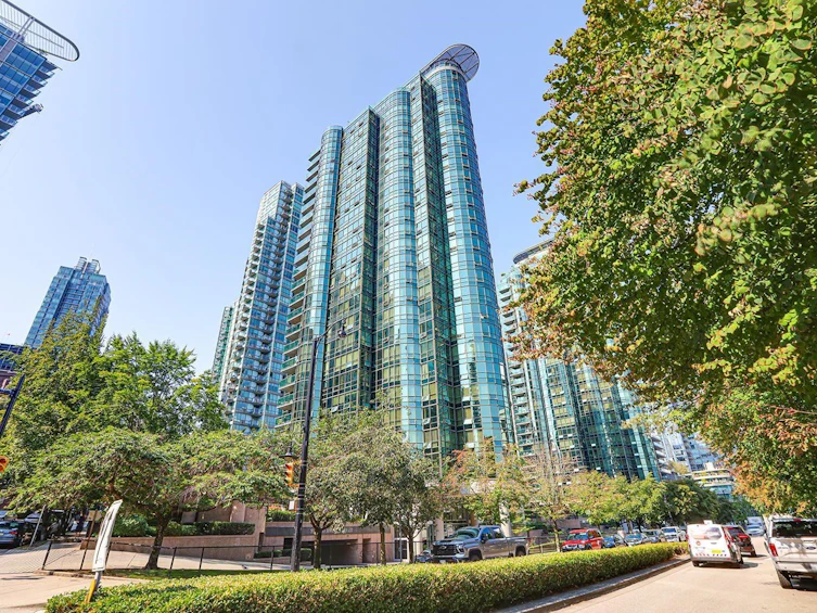807-555 Jervis Street, Vancouver, BC, V6E 4N1