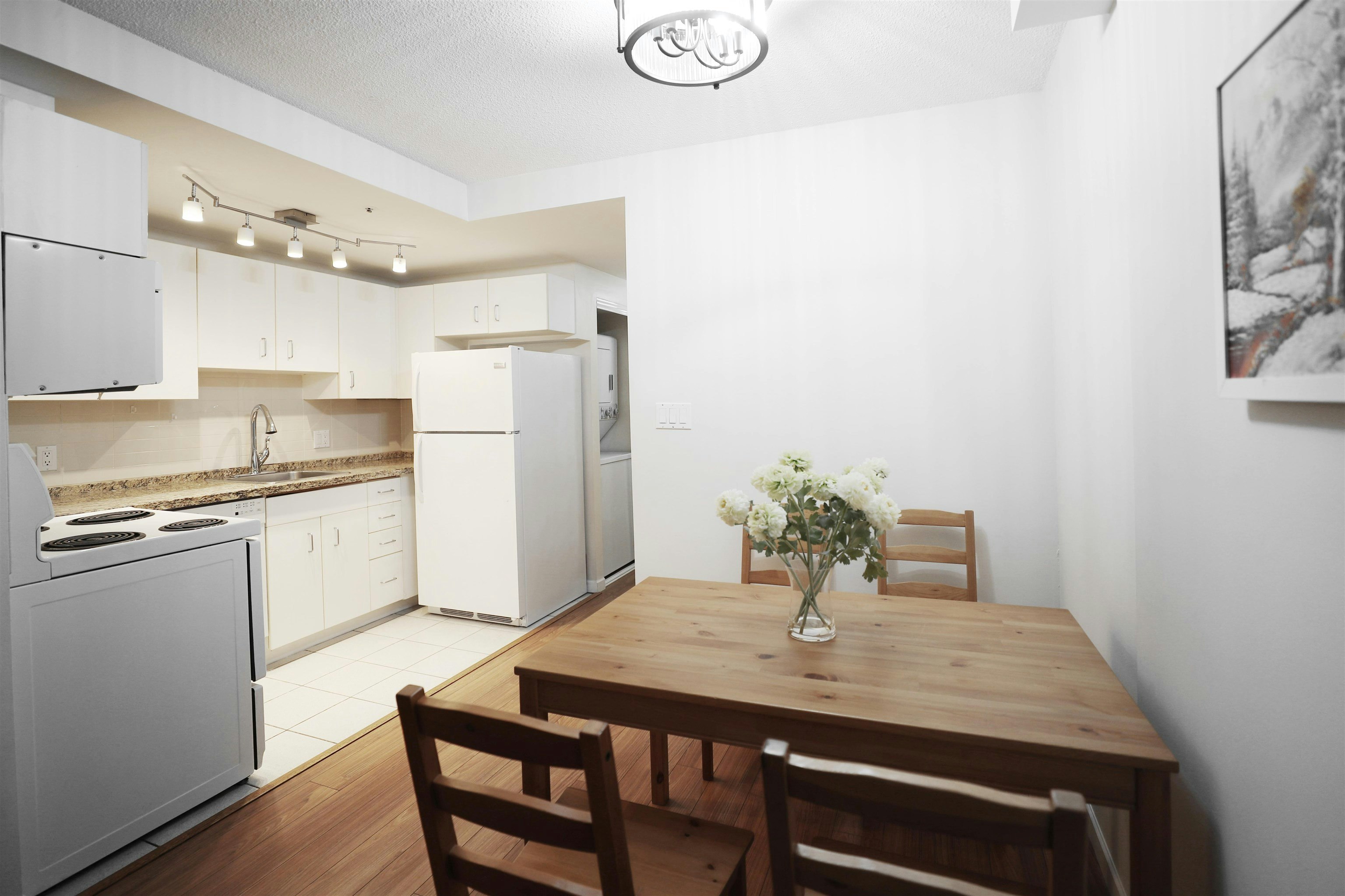 807-555 Jervis Street - 3