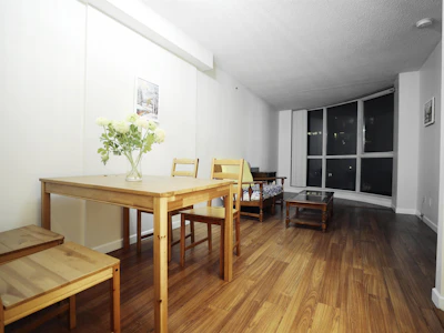 807-555 Jervis Street - 2