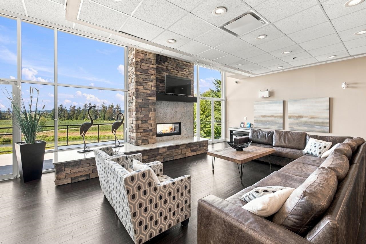 307-15175 36 Avenue, Surrey, BC, V3Z 4R3 - 31