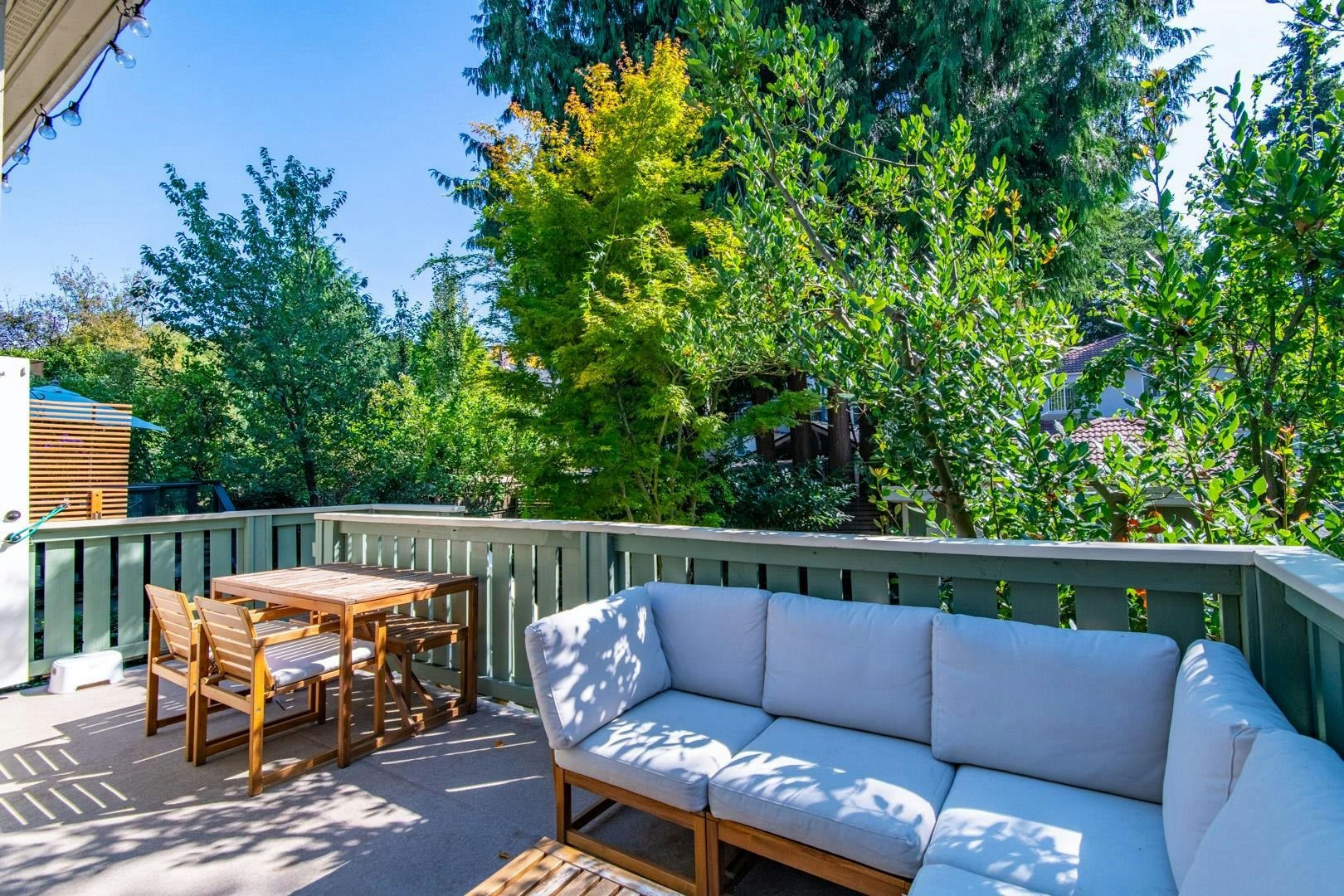 816 E 30th Avenue, Vancouver, BC, V5V 2W1 - 12