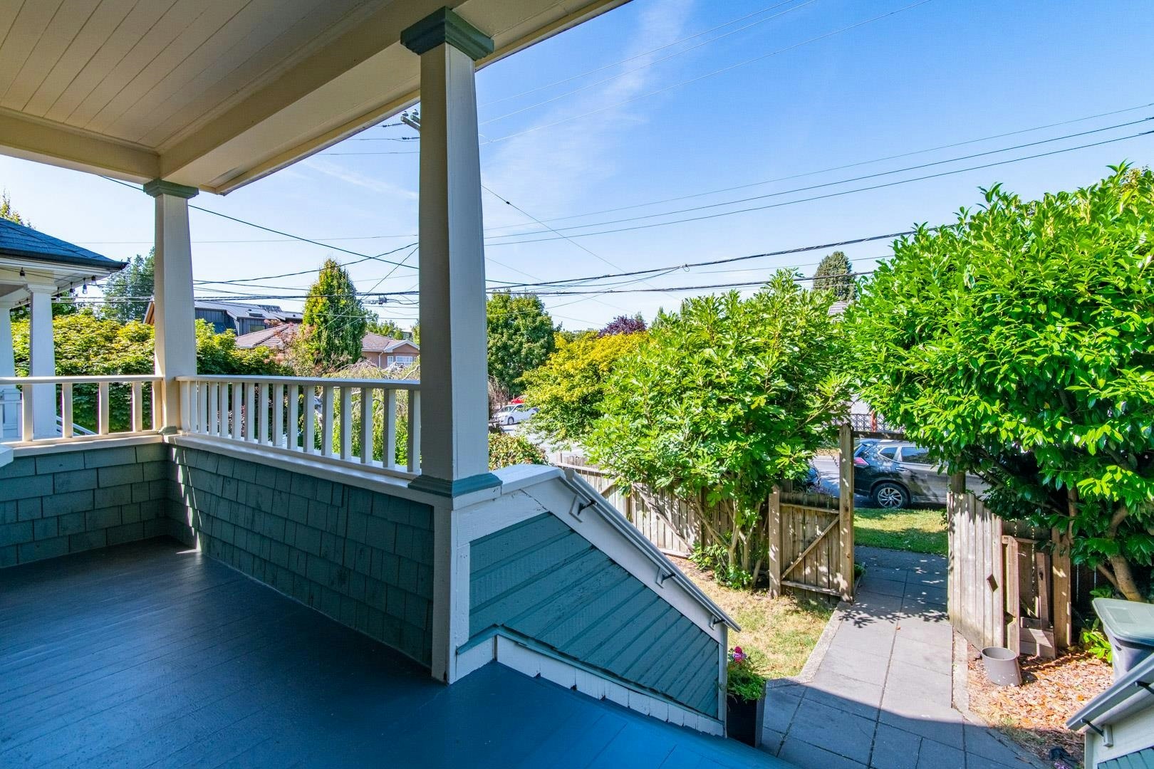816 E 30th Avenue, Vancouver, BC, V5V 2W1 - 3