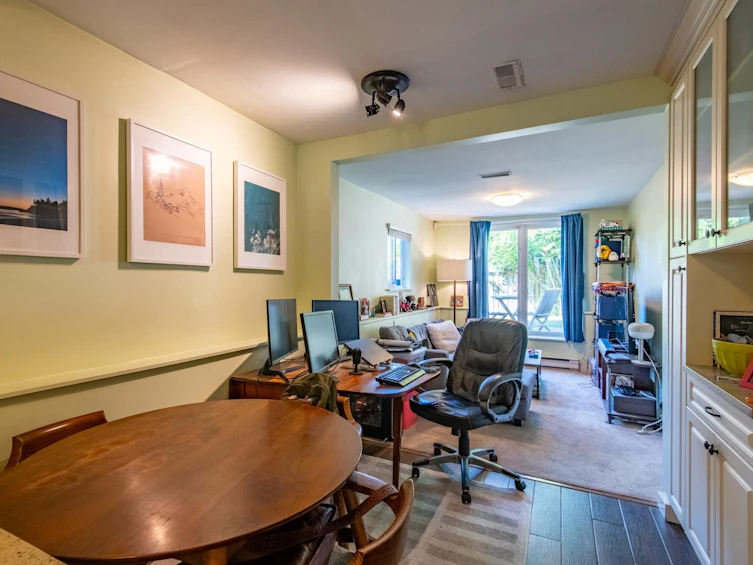 816 E 30th Avenue, Vancouver, BC, V5V 2W1 - 29