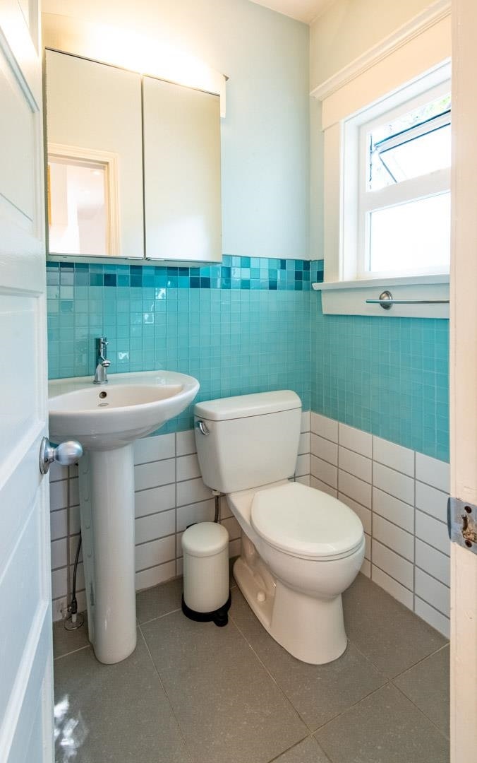 816 E 30th Avenue, Vancouver, BC, V5V 2W1 - 17