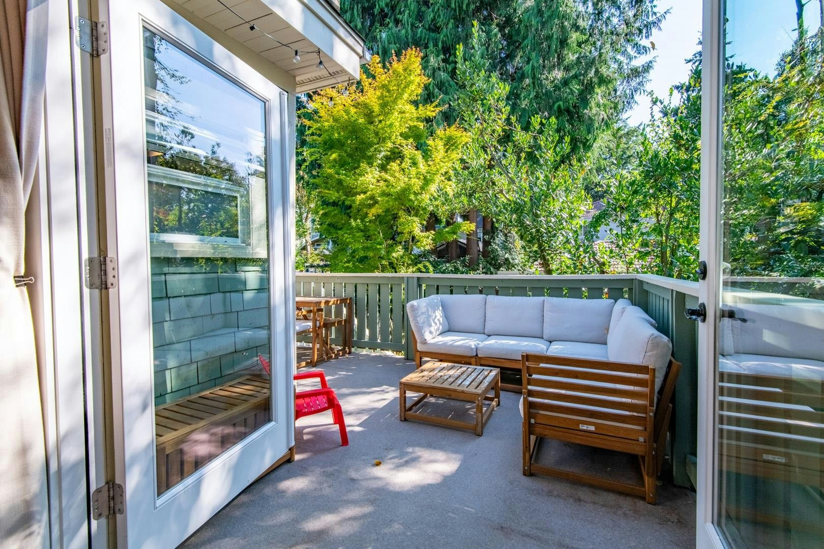 816 E 30th Avenue, Vancouver, BC, V5V 2W1 - 11