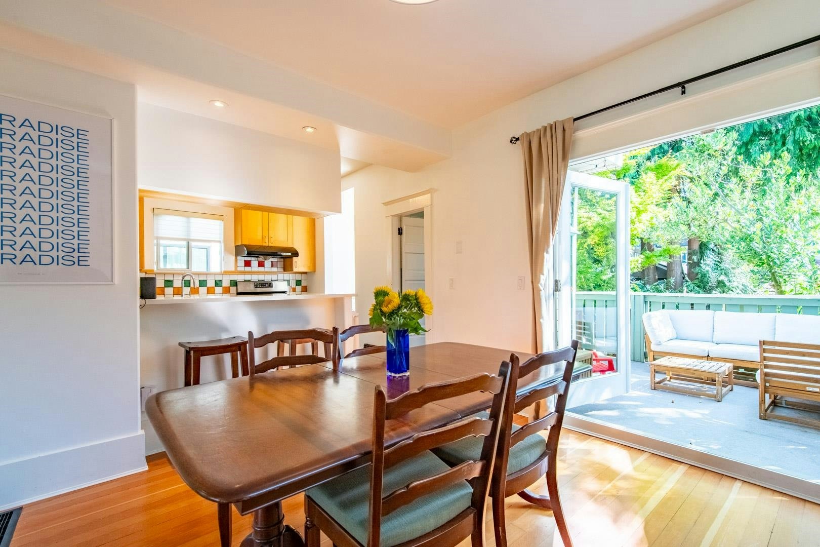 816 E 30th Avenue, Vancouver, BC, V5V 2W1 - 9