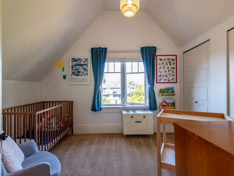 816 E 30th Avenue, Vancouver, BC, V5V 2W1 - 18