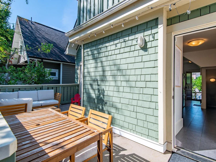 816 E 30th Avenue, Vancouver, BC, V5V 2W1 - 13