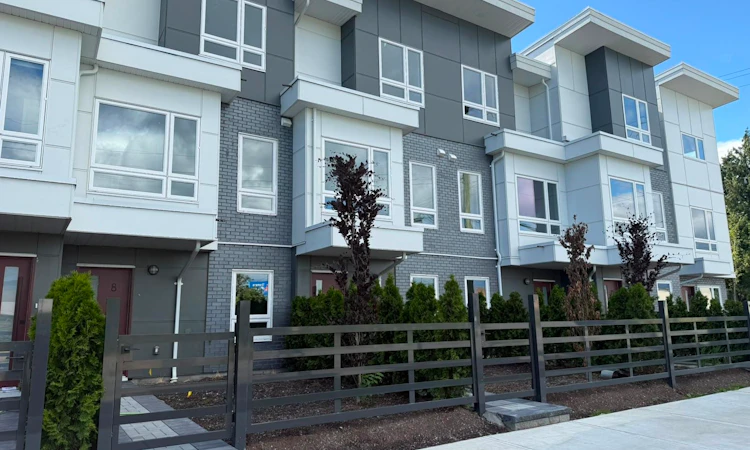 2-3033 Shell Road