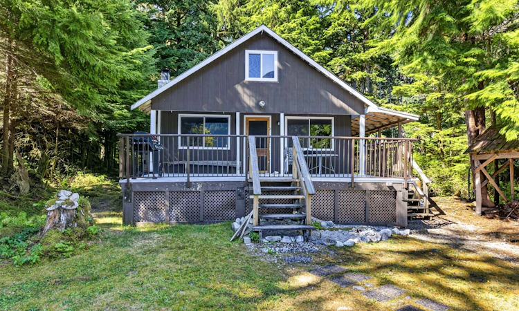 15 Debeck Creek