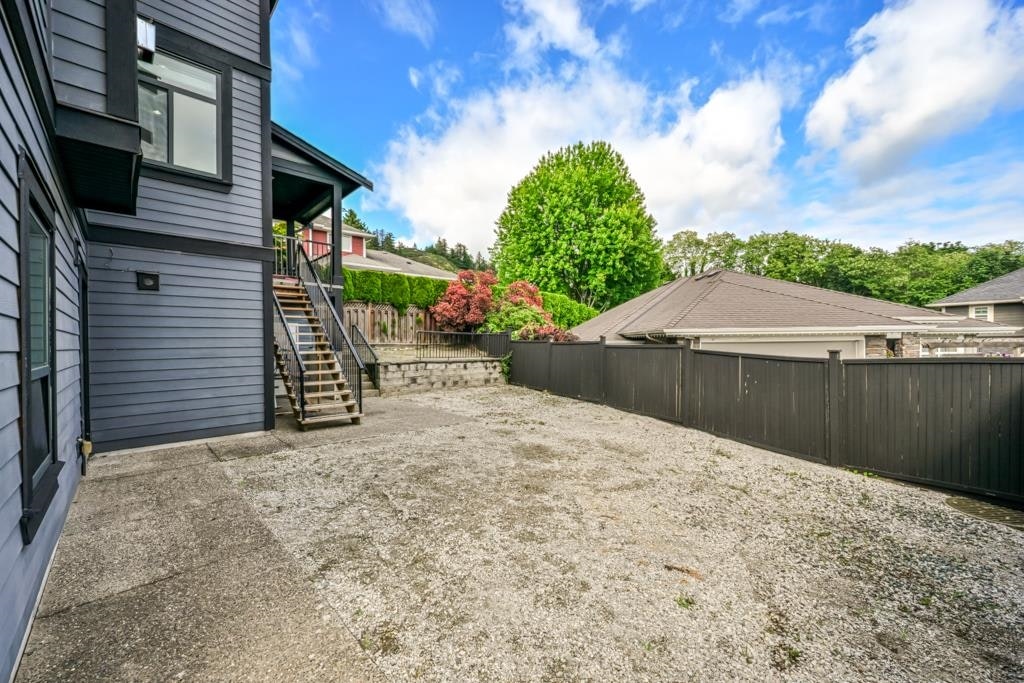 33861 Melburn Drive, Mission, BC, V2V 7S2 - 6