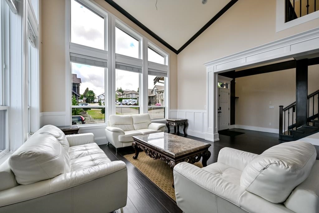 33861 Melburn Drive, Mission, BC, V2V 7S2 - 10