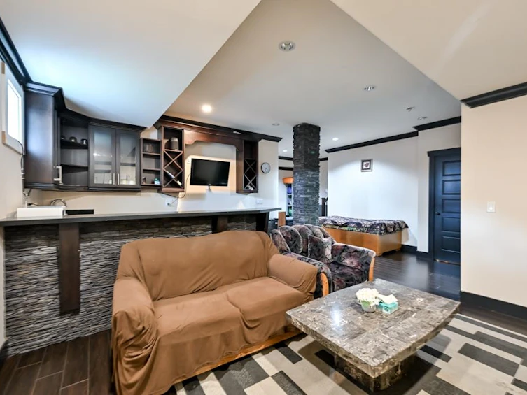33861 Melburn Drive, Mission, BC, V2V 7S2 - 33