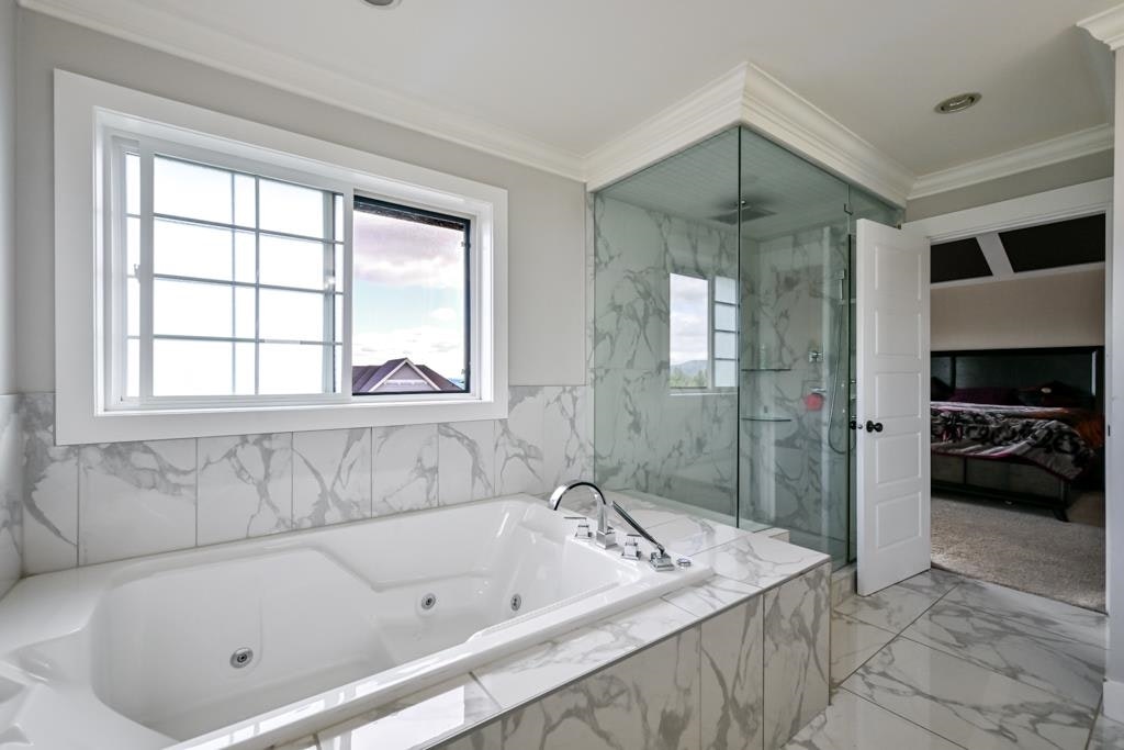 33861 Melburn Drive, Mission, BC, V2V 7S2 - 24