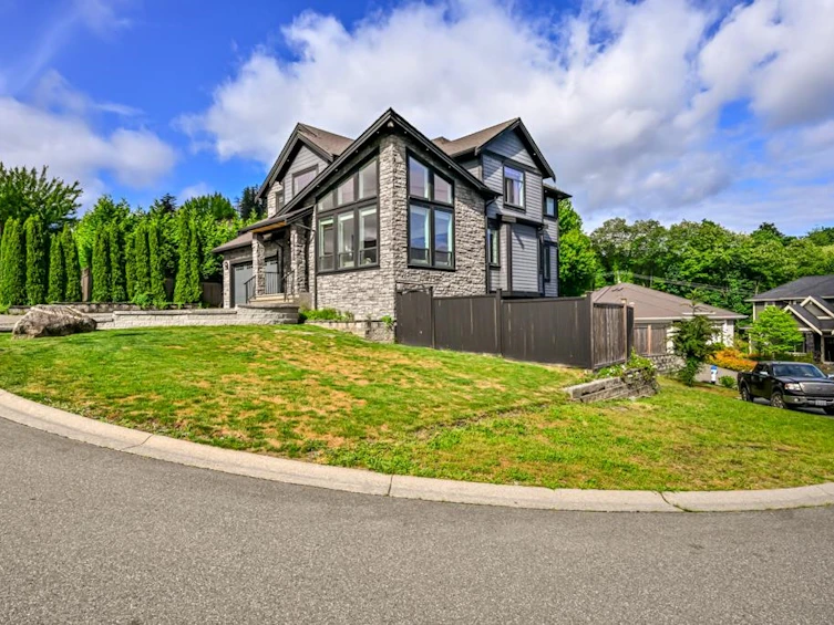 33861 Melburn Drive, Mission, BC, V2V 7S2 - 3