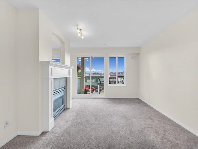 208-333 E 1st Street, North Vancouver, BC, V7L 4W9 - 12