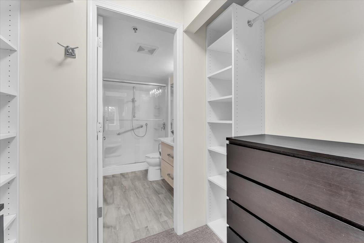 208-333 E 1st Street, North Vancouver, BC, V7L 4W9 - 20