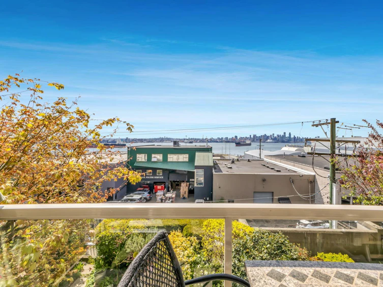 208-333 E 1st Street, North Vancouver, BC, V7L 4W9 - 24