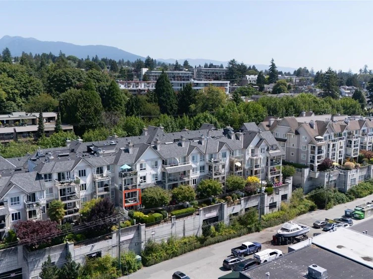 208-333 E 1st Street, North Vancouver, BC, V7L 4W9 - 30