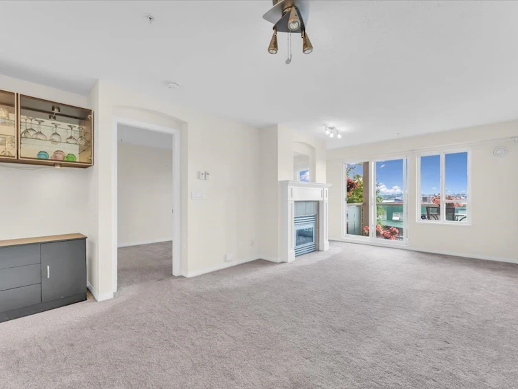 208-333 E 1st Street, North Vancouver, BC, V7L 4W9 - 13