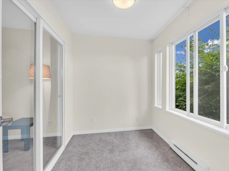 208-333 E 1st Street, North Vancouver, BC, V7L 4W9 - 17