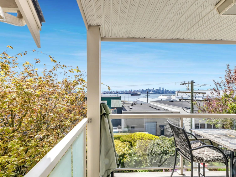 208-333 E 1st Street, North Vancouver, BC, V7L 4W9 - 25