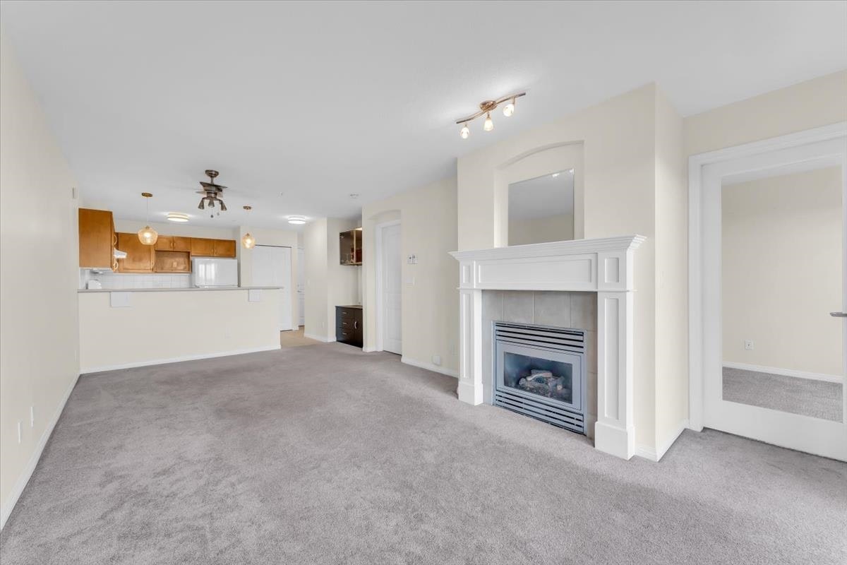 208-333 E 1st Street, North Vancouver, BC, V7L 4W9 - 11
