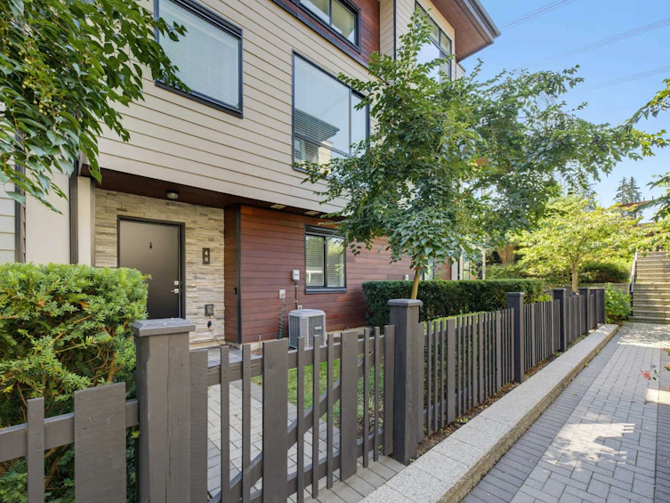44-15688 28 Avenue, Surrey, BC, V3Z 0N1 - 2