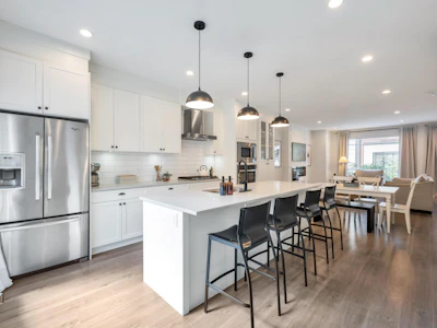 44-15688 28 Avenue - 5