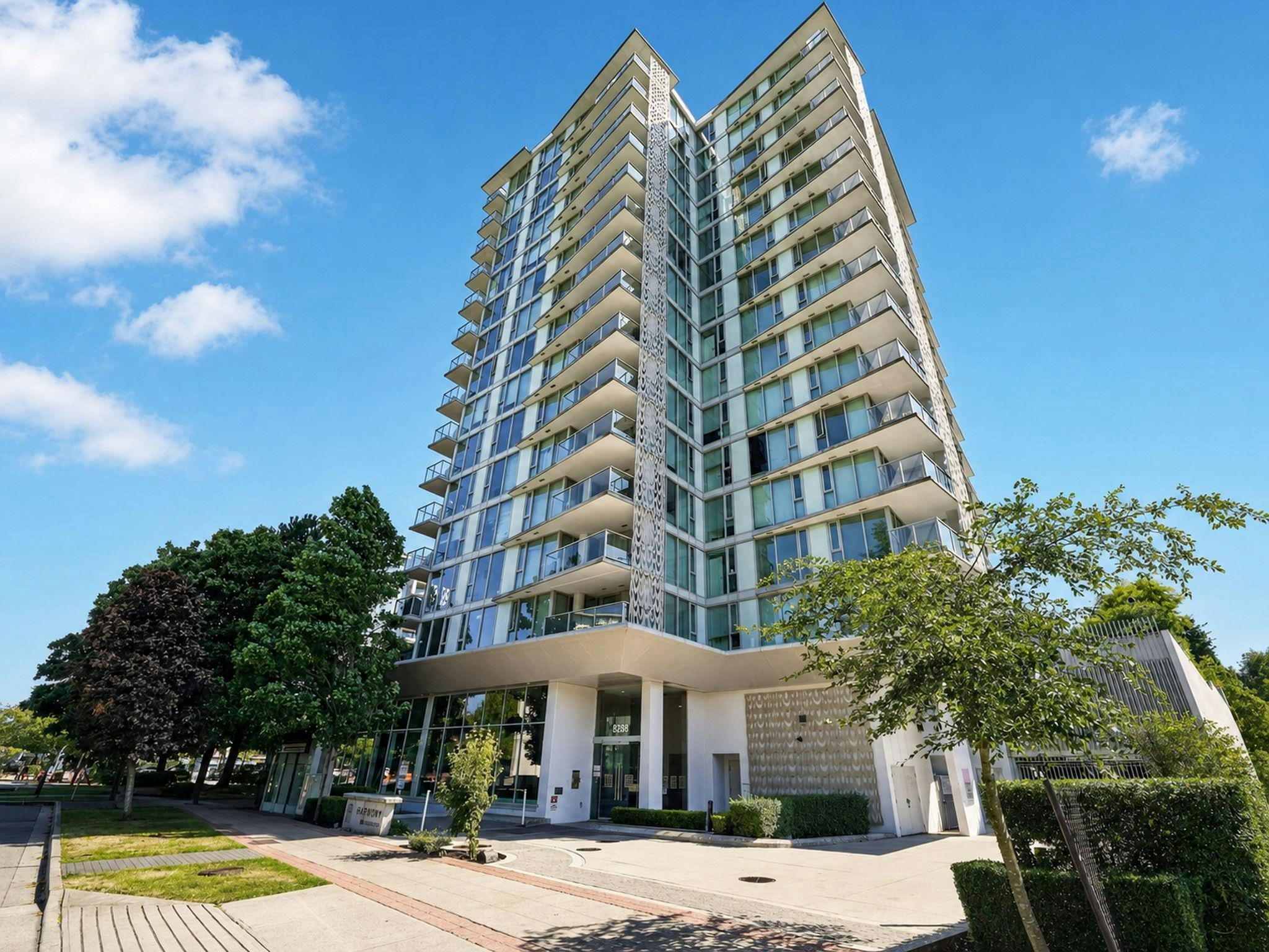 1005-8288 Granville Avenue, Richmond, BC, V6Y 0H6