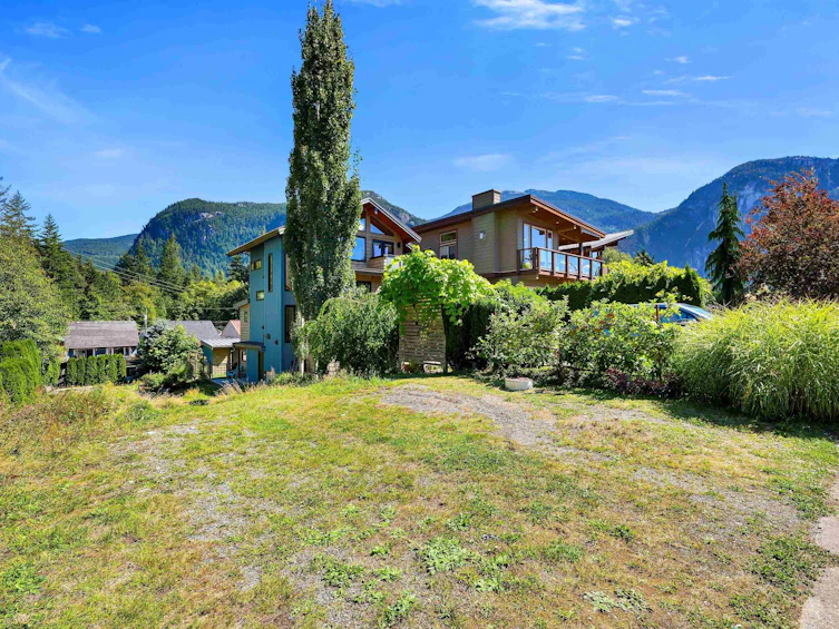 1014 Pennylane Place, Squamish, BC, V8B 0B5 - 10