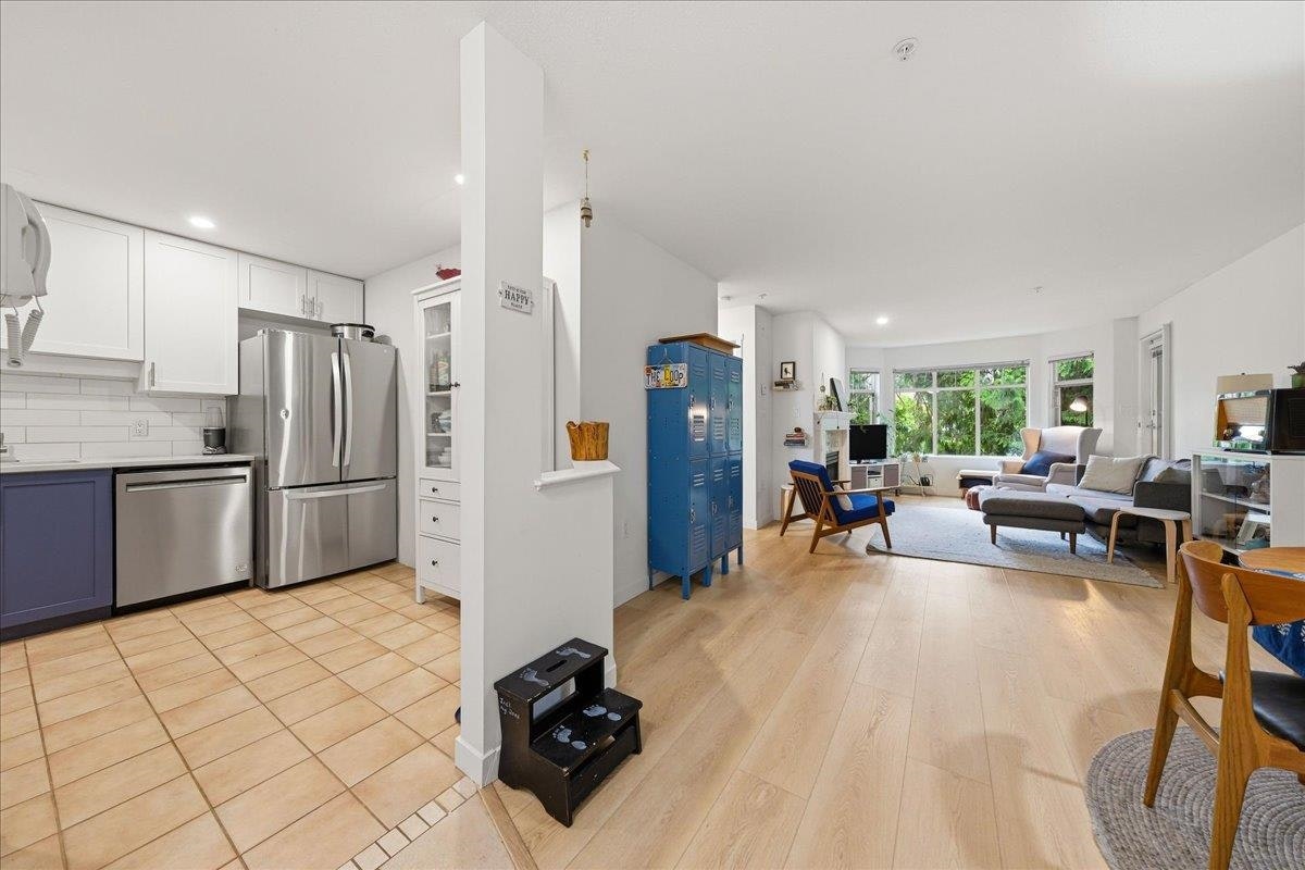 411-2059 Chesterfield Avenue, North Vancouver, BC, V7M 2P4 - 11